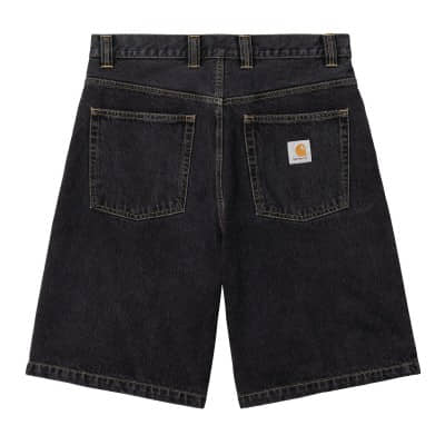 Pantalón vaquero corto...
