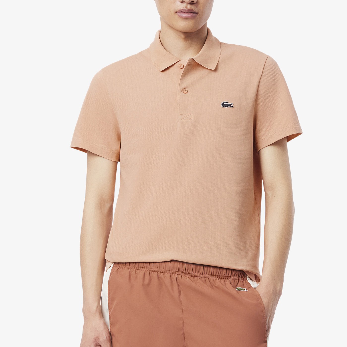 Polo Lacoste De Corte Regular De Algodón Color Beige Salmon DH5522-00-ZIH Polos Lacoste Polo Lacoste De Corte Regular De Algodón Color Beige Salmon DH5522-00-ZIH Polos Lacoste